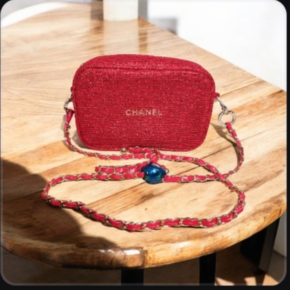 Chanel Red Glitter Crossbody Bag - Picture 10 of 12